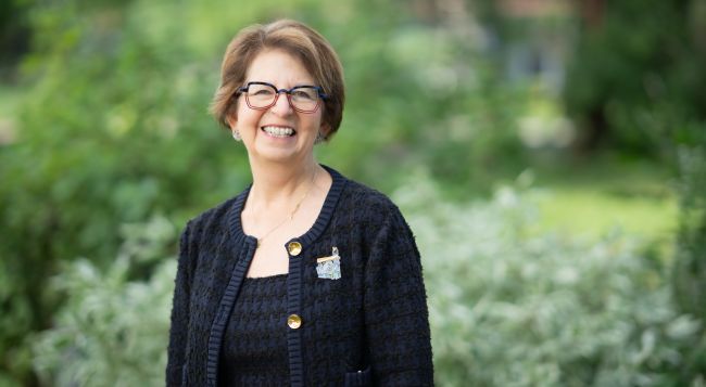 Lynn Schnapp, MD